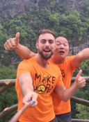 兩個人觀看日本的hd高清